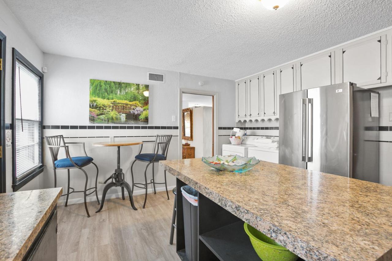 Luxury Oasis- 1 Bedroom Romantic Getaways Lubbock Esterno foto